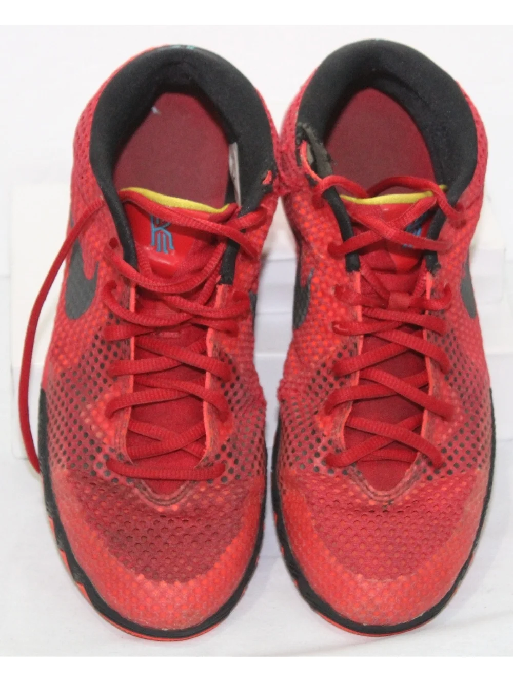 Nike Kyrie Irving 1 BG GS Youth Basketball Shoes Sz 7Y Deceptive Red 717219-606